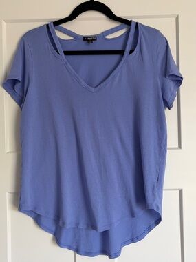 Express Periwinkle V-Neck Short Sleeve Top with Cutouts